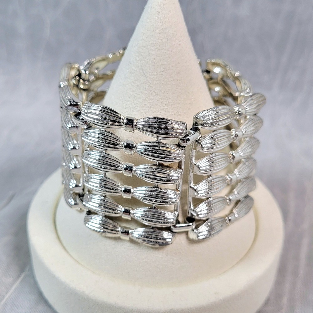 Coro Silver Tone Panel Bracelet Ribbed Link Mid Century Style Wide Cuff Jewelry